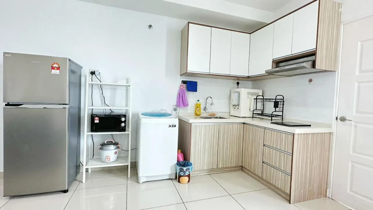 Apartment Mansion One Gleneagles Gurney Infinity Seaview Suite George Town Malaysia